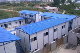 广东省内搭建活动板房多少钱一个平米？